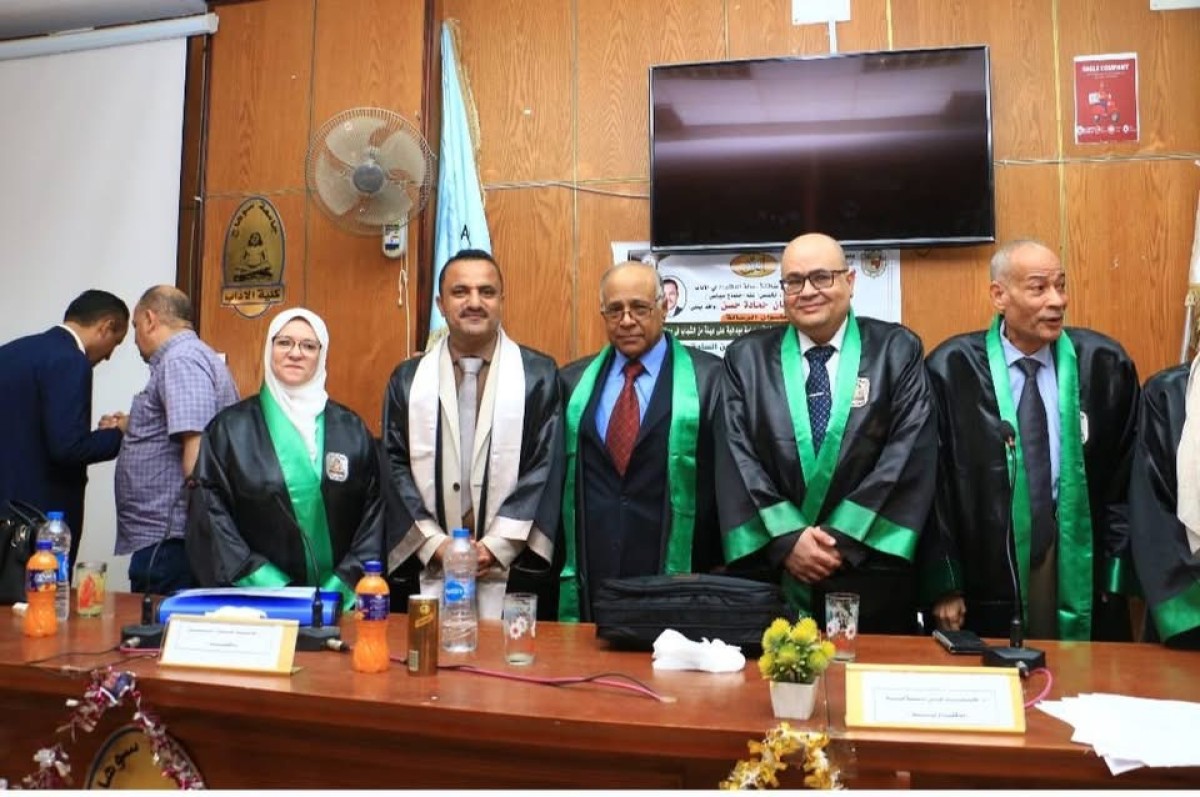 الباحث فهمان حماده يحصل على الدكتوراه بمرتبة الشرف الأولى من جامعة سوهاج