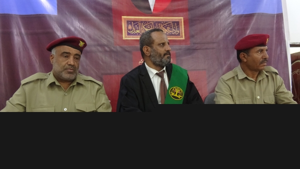 المحكمة العسكرية بمأرب تصدر أحكامًا بالإعدام والسجن بحق 14 جنديًا بتهمة قتل ضابط وإحداث فتنة